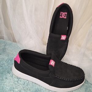DC Women's Black and Pink Casual Sneakers